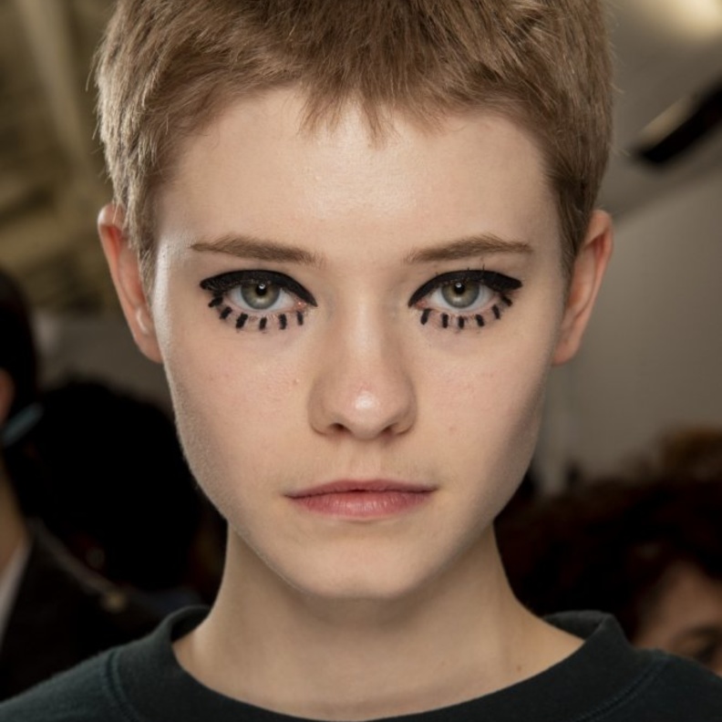  أحمر شفاه قوي من دار Kochè