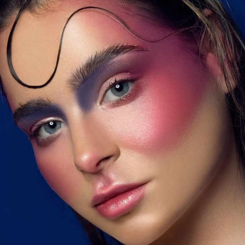 الوان الصيف من مكياج اسماء