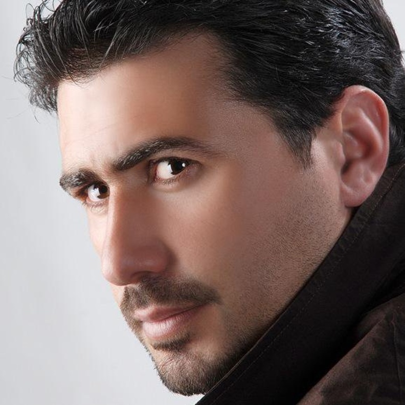 وفاة والدة خالد القيش