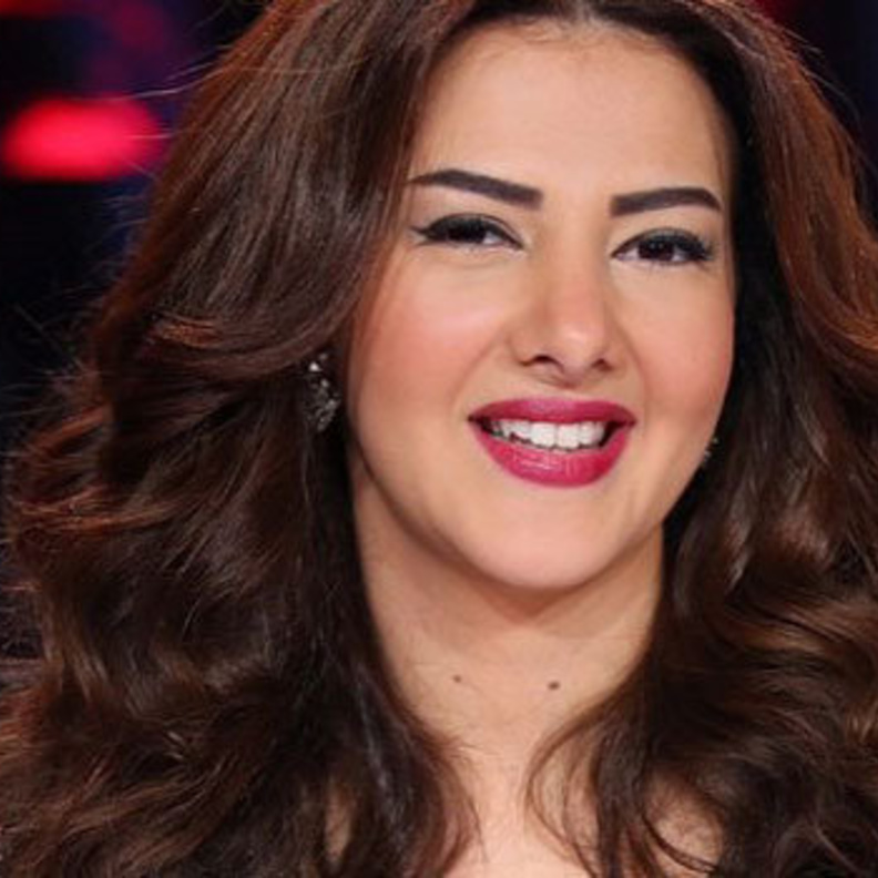 دنيا سمير غانم 