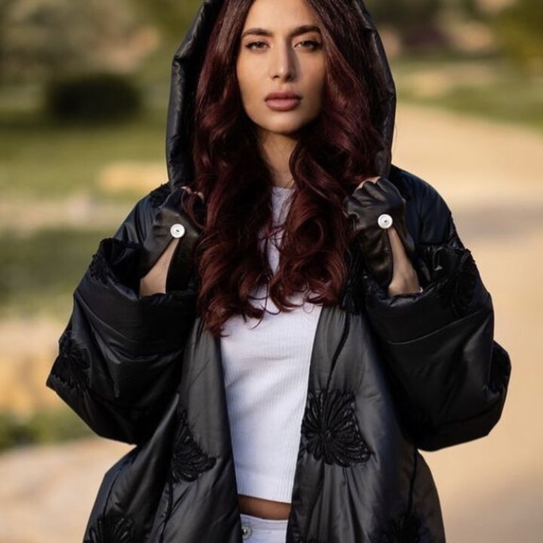 عبايات "هودي" موضة 2019