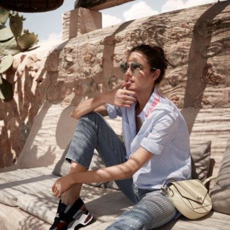 مجموعة NEON LIGHTS لدار Karl Lagerfeld