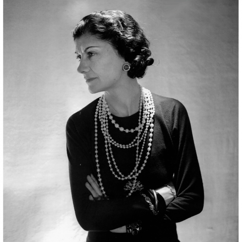 أحد أهم مصممات الأزياء العالميات وأيقونة من أيقونات الموضة