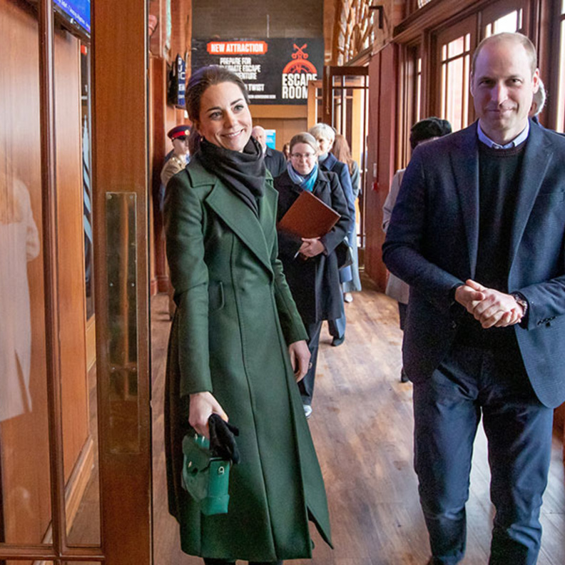 المحطة الأولى للأمير وليام وزوجته كيت ميدلتون دوقة كمبريدج كانت زيارة برج بلاكبول