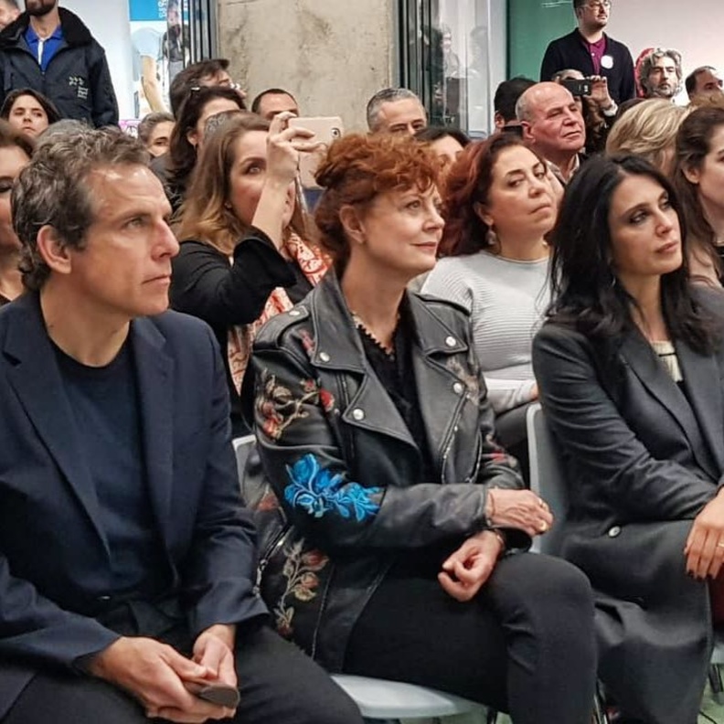 بين ستيلر وسوزان ساراندون ونادين لبكي يحتفلون بسفرة