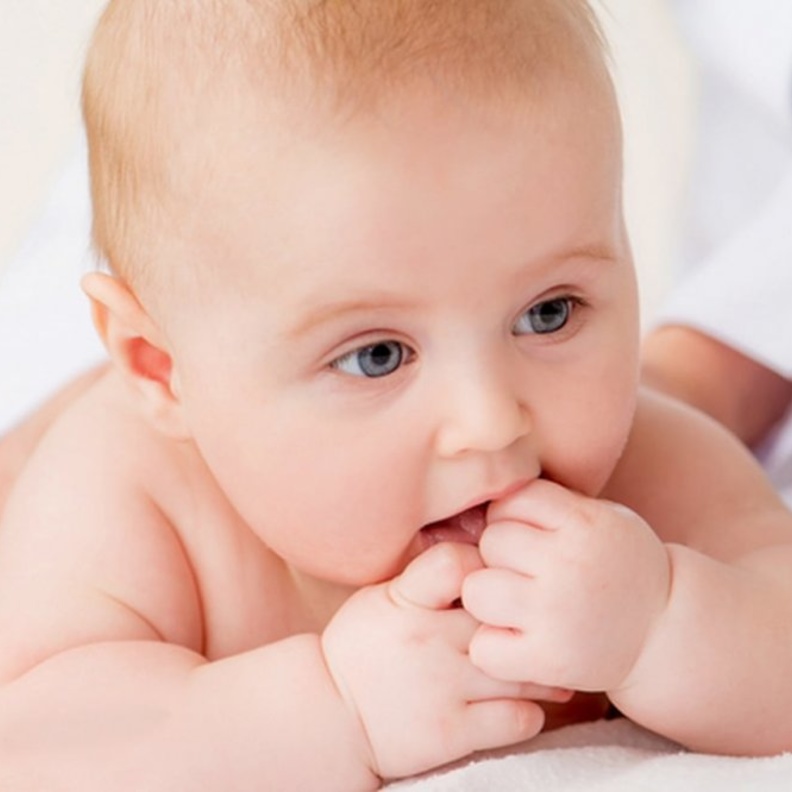 علامات شبع الرضيع