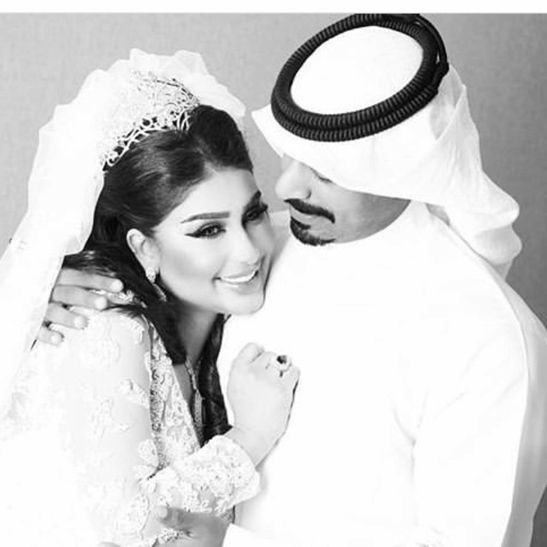 هنادي الكندري وزوحها