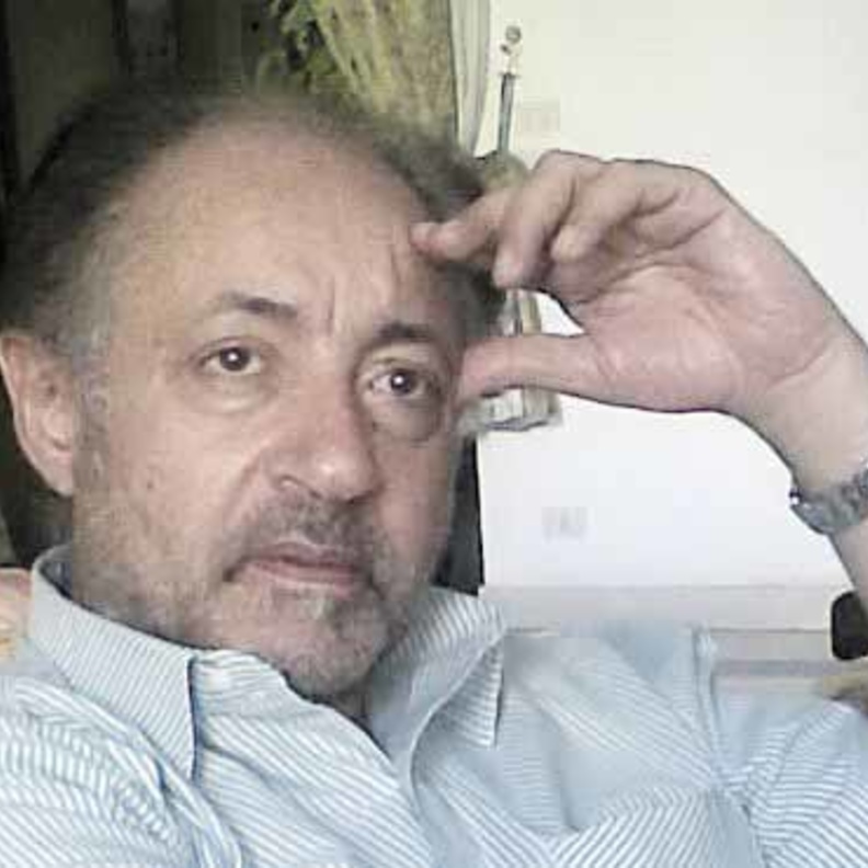 عبد العزيز مخيون