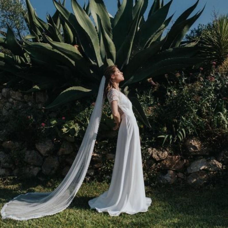 طرحة العروس الفرنسية