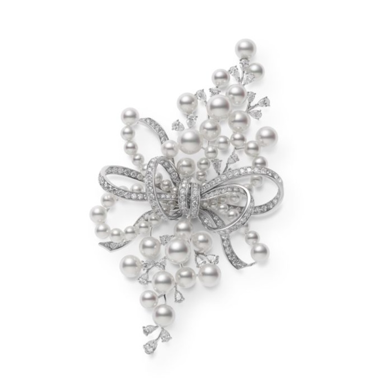 بروش لؤلؤ طبيعي من ميكيموتو Mikimoto