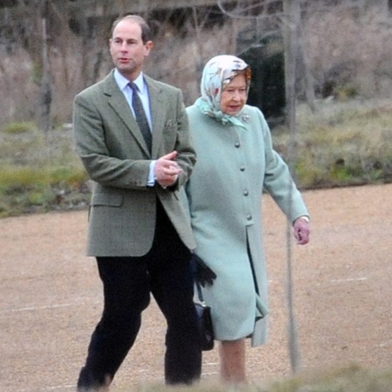 الملكة أنعمت على الأمير إدوارد بلقب جديد