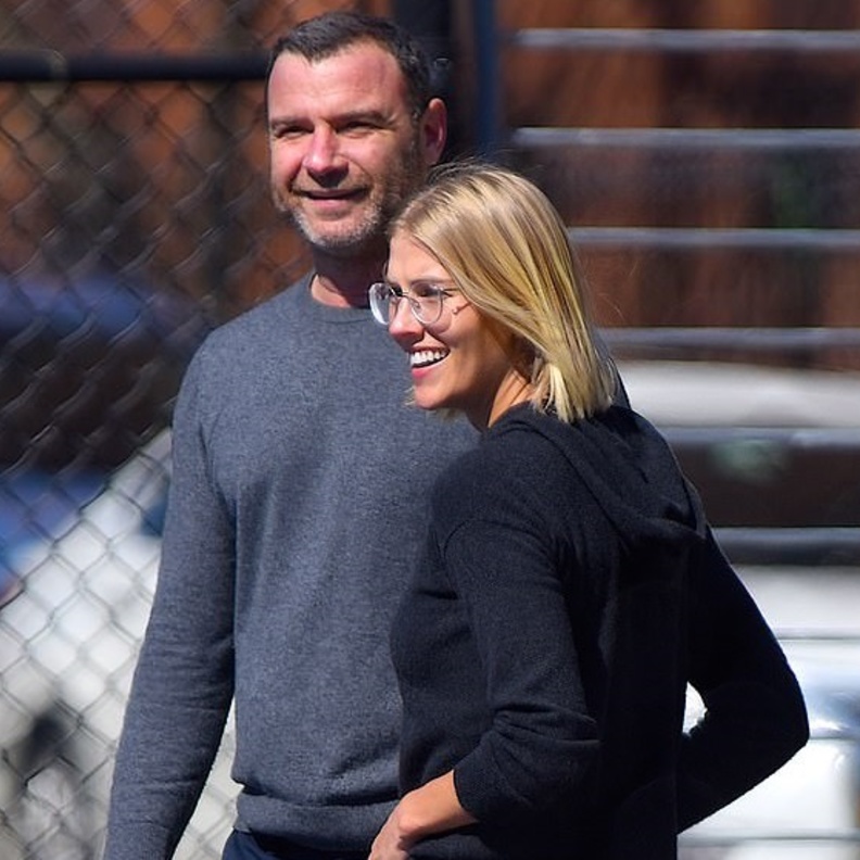 ليف شرايبر وحبيبته