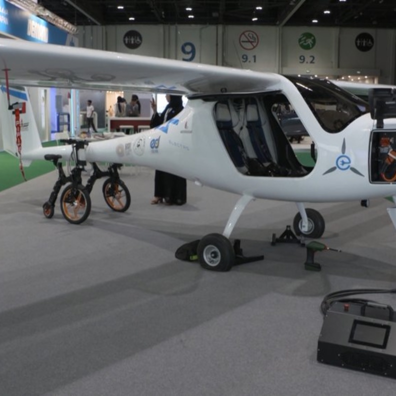 الآن بإمكان الإماراتيين التحليق بالطائرات الكهربائية