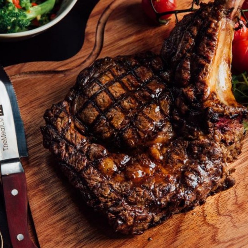 رجل برج الحوت بحاجة إلى تناول الأطعمة الغنية بالحديد والبروتين والمفيدة للدم