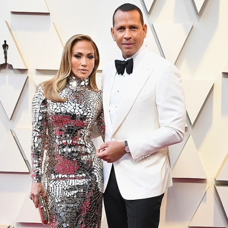 جينيفر لوبيز وأليكس رودريجيز