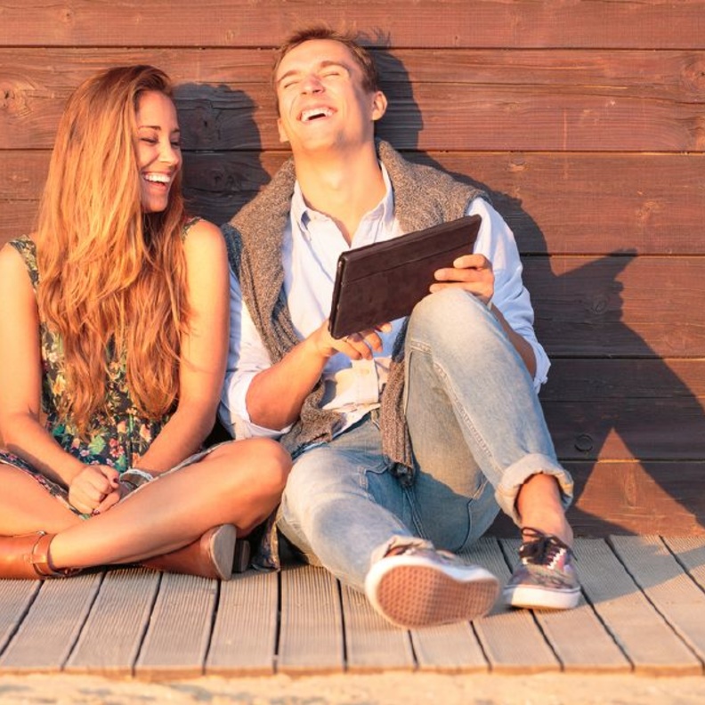 تعاملي بهدوء مع المحيط خصوصا العريس