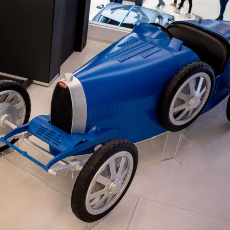 500 نسخة فقط من سيارة بوجاتي الصغيرة