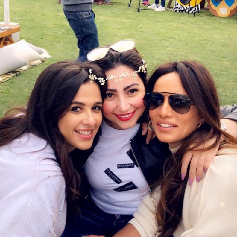 ياسمين عبد العزيز ومنى زكي وزينة في عيد ميلاد نجل بوشي