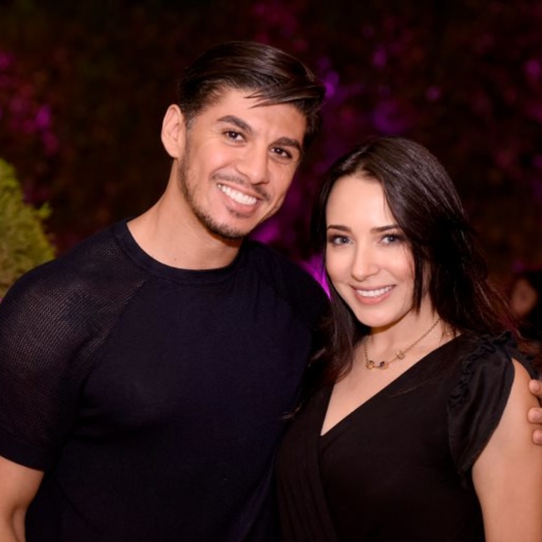 ساندي وطليقها