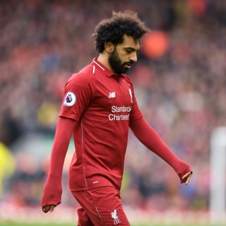 تقدم فريق ليفربول إلى صدارة الدوري الإنجليزي مؤقتا