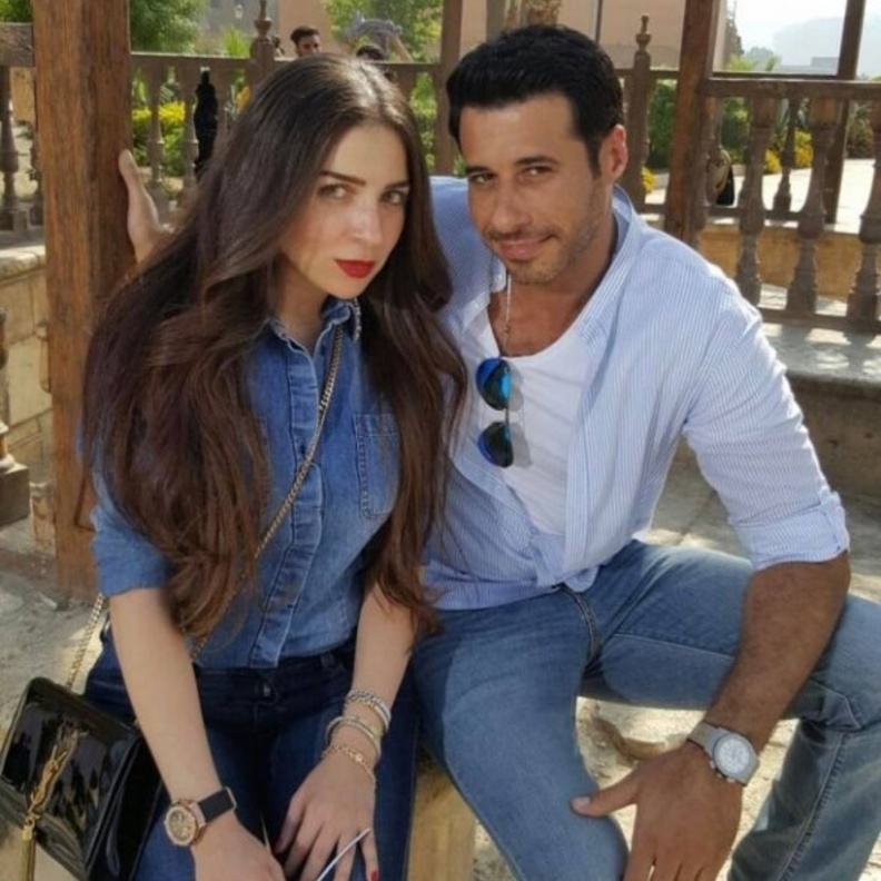 مي عز الدين تعرب عن اشتياقها لـ احمد السعدني