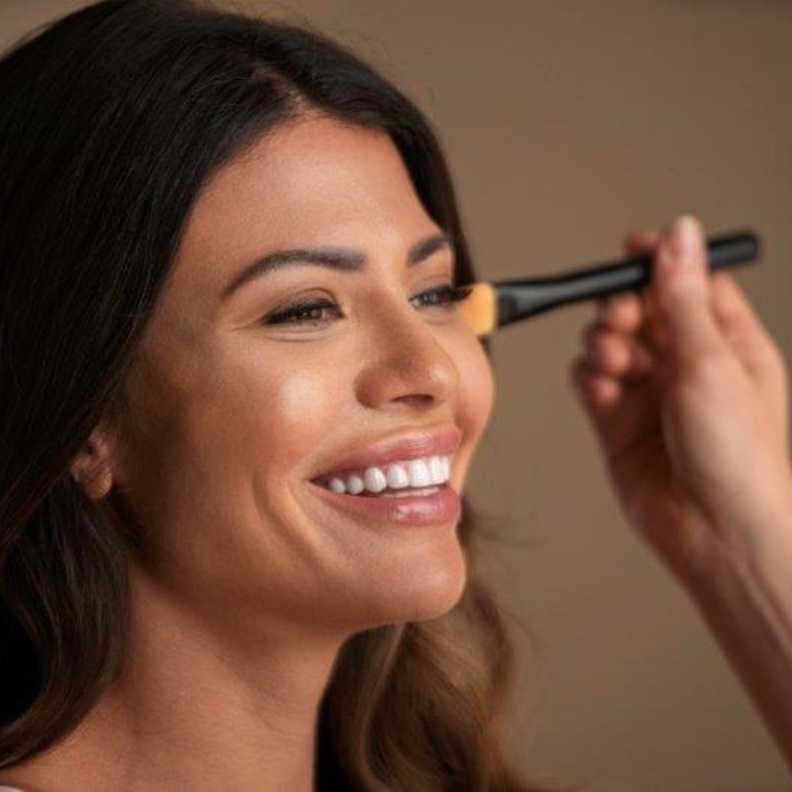 Max Factor Radiant Lift