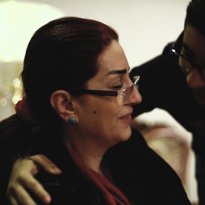 وفاء عامر وابنها