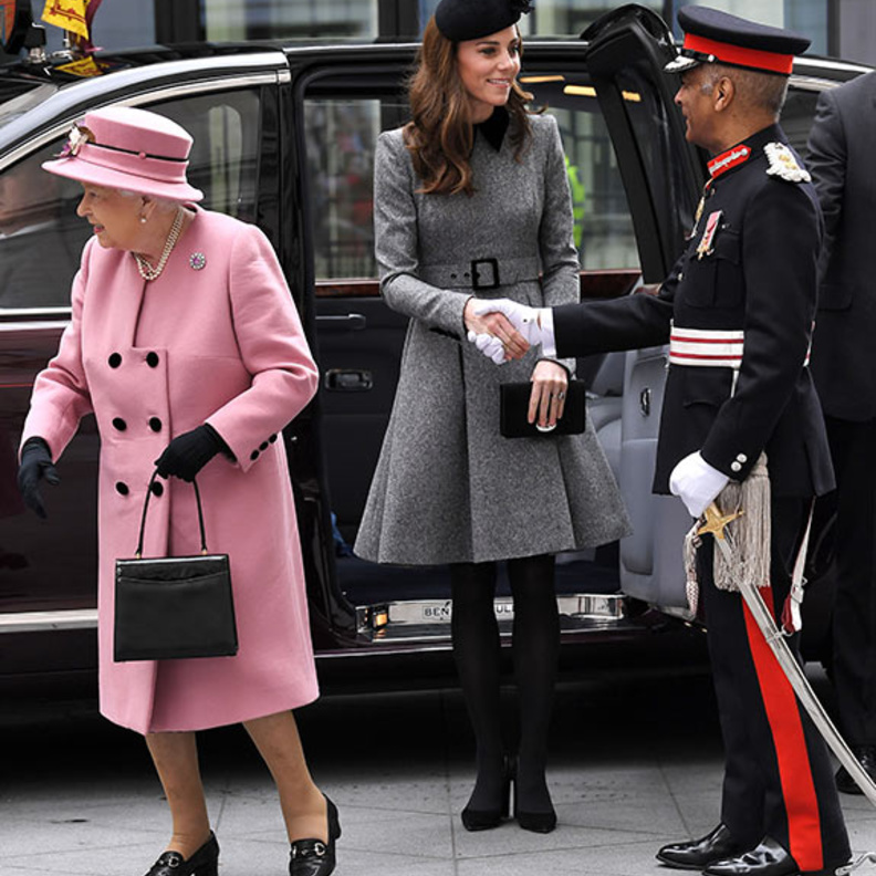 أناقة ملكة بريطانيا وكيت ميدلتون