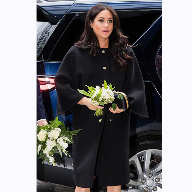  أناقة ميغان ماركل في مراحل حملها الأخيرة برفقة الأمير هاري