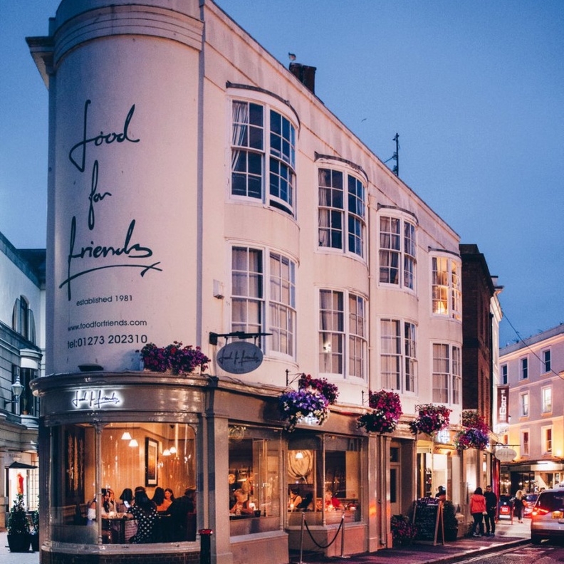 للنباتيين .. إليكم قائمة أفضل المطاعم في بريطانيا