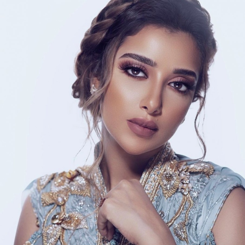 أجمل تسريحات شعر ناعمة