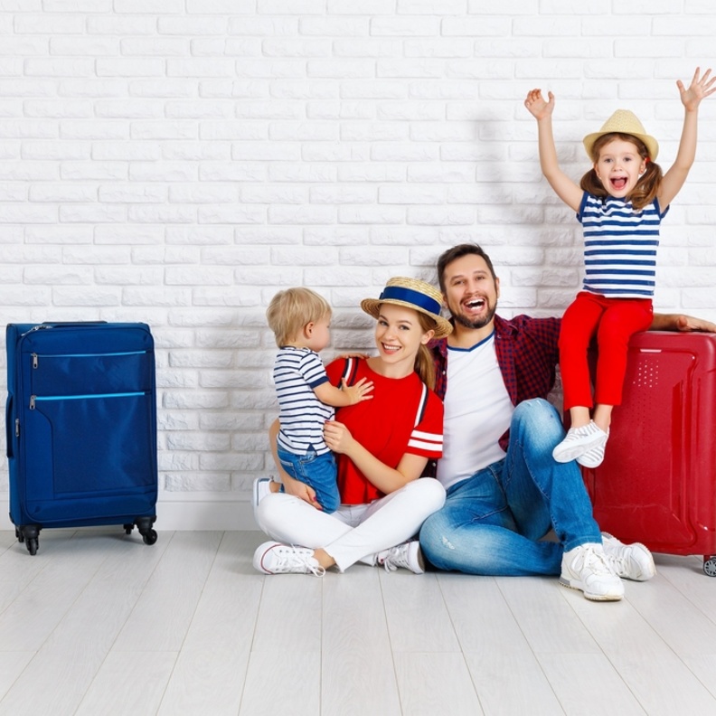 أفضل الهدايا للأمهات هواة السفر والرحلات بمناسبة يوم عيد الأم