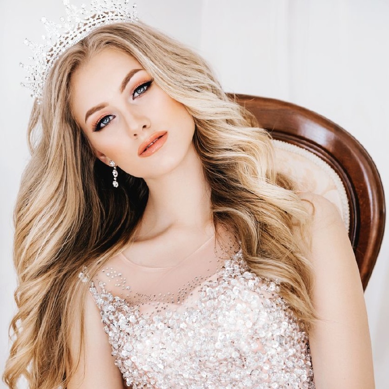 اتبعي خطوات مكياج عرايس لبناني ناعم بالوان ربيع 2019