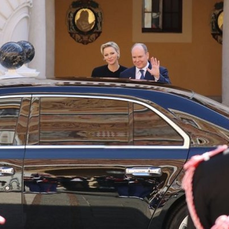 الأمير ألبرت والأميرة تشارلين يستقبلان رئيس الصين