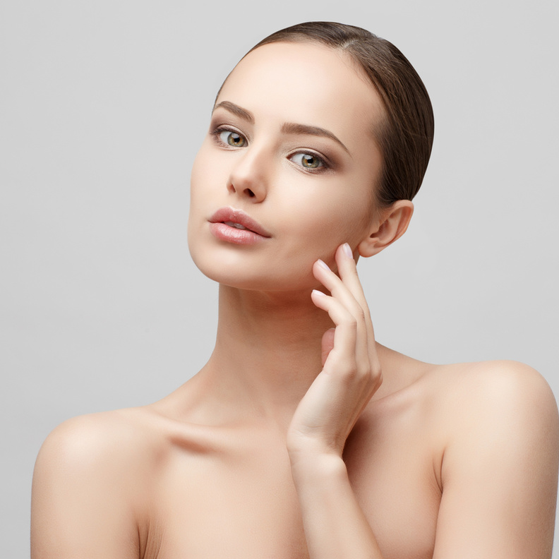  البشرة الصافية ذات اللون الواحد هي عنوان الجمال