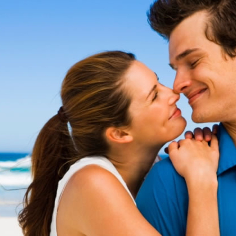 أهم 4علامات تؤكد صلابة العلاقة بين الزوجين