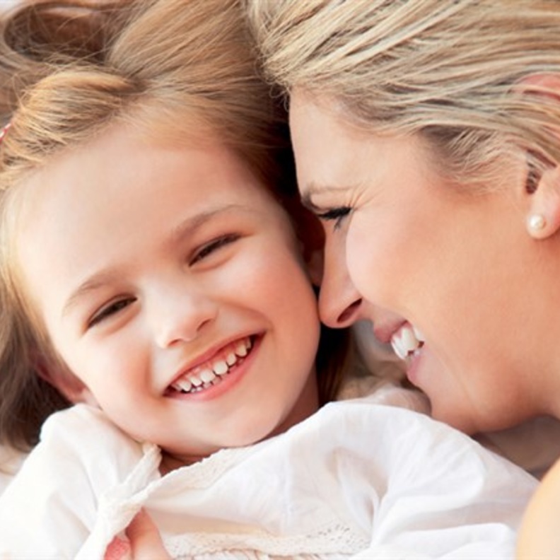 صفات هامة يجب أن تتوافر في الأم لتنجح في تربية أبنائها