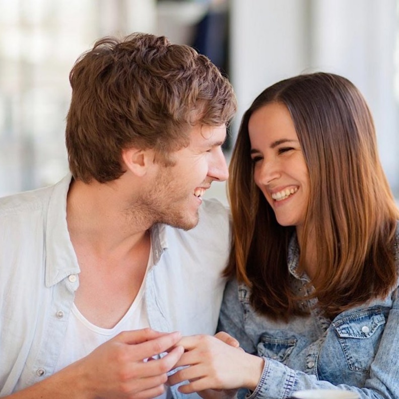 كيف ينجح الرجل في جذب إنتباه فتاة أحلامه 