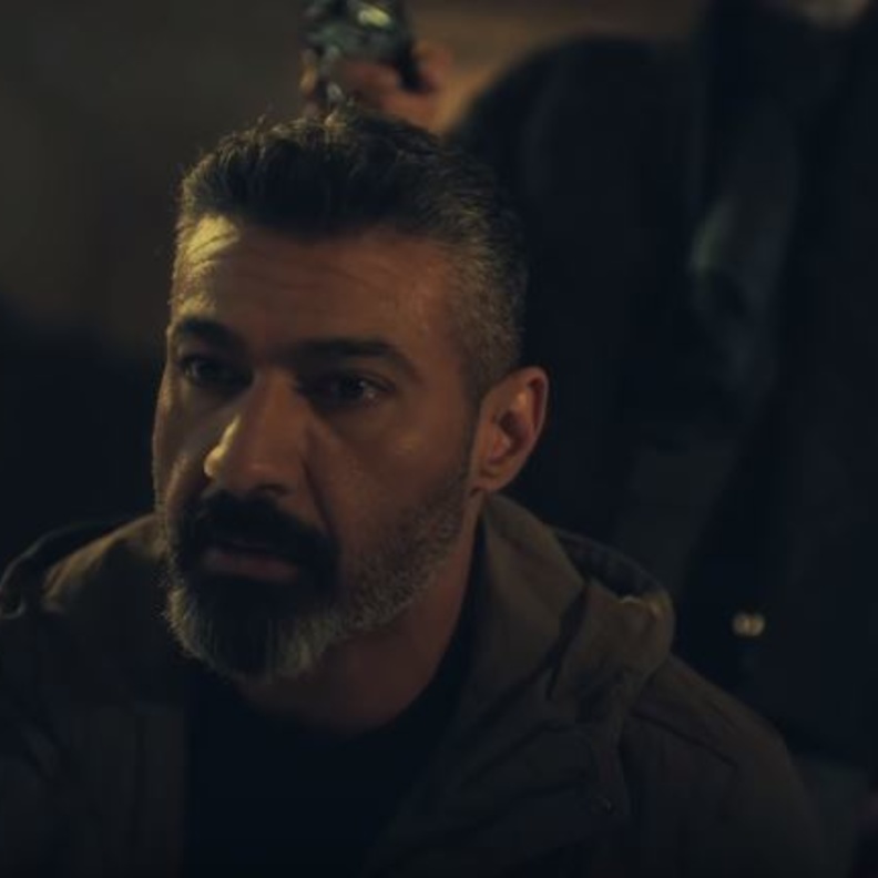 مسلسل لمس اكتاف