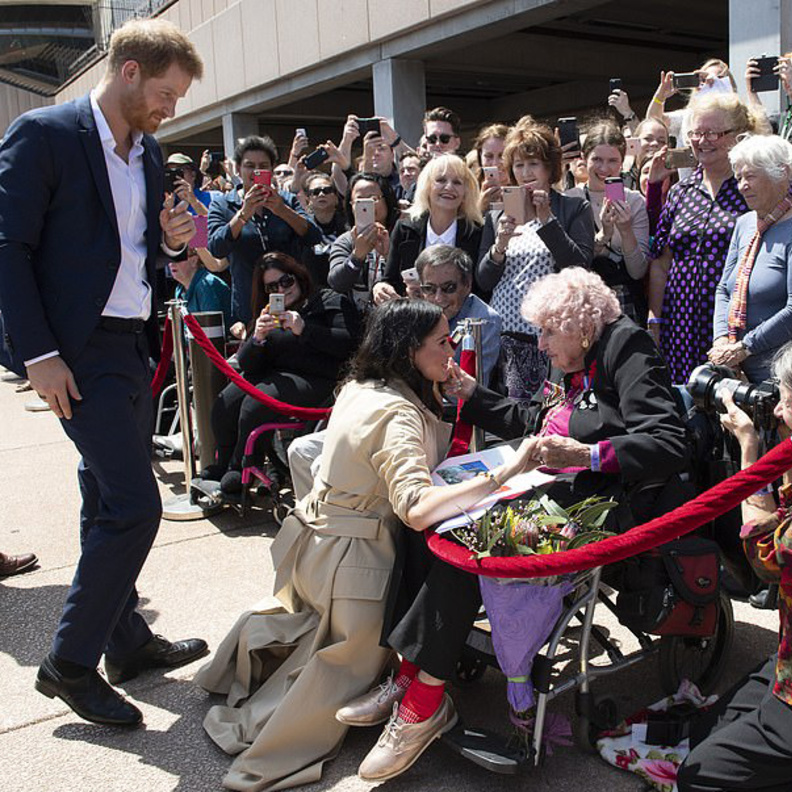 دافني دن أكبر معجبة بالأمير هاري وزوجته ميغان ماركل