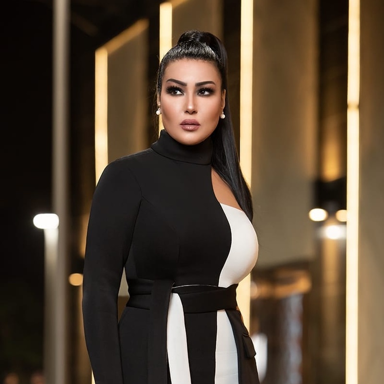 سمية الخشاب