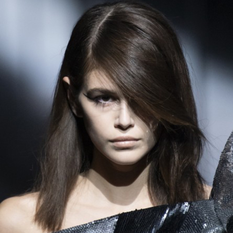 تسريحات الشعر المبلل من Balmain