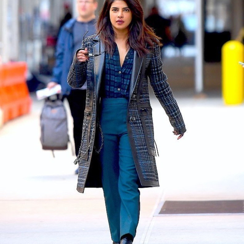 إطلالات بريانكا شوبرا اليومية فاخرة وعصرية