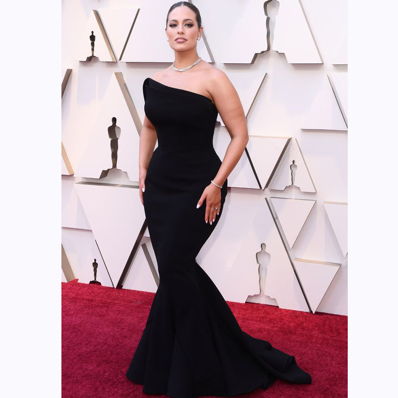  Candice Huffine من أشهر عارضات الأزياء الممتلئات