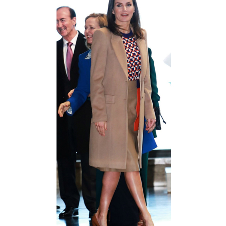 إطلالة ليتيزيا ملكة إسبانيا بجمال ساحر