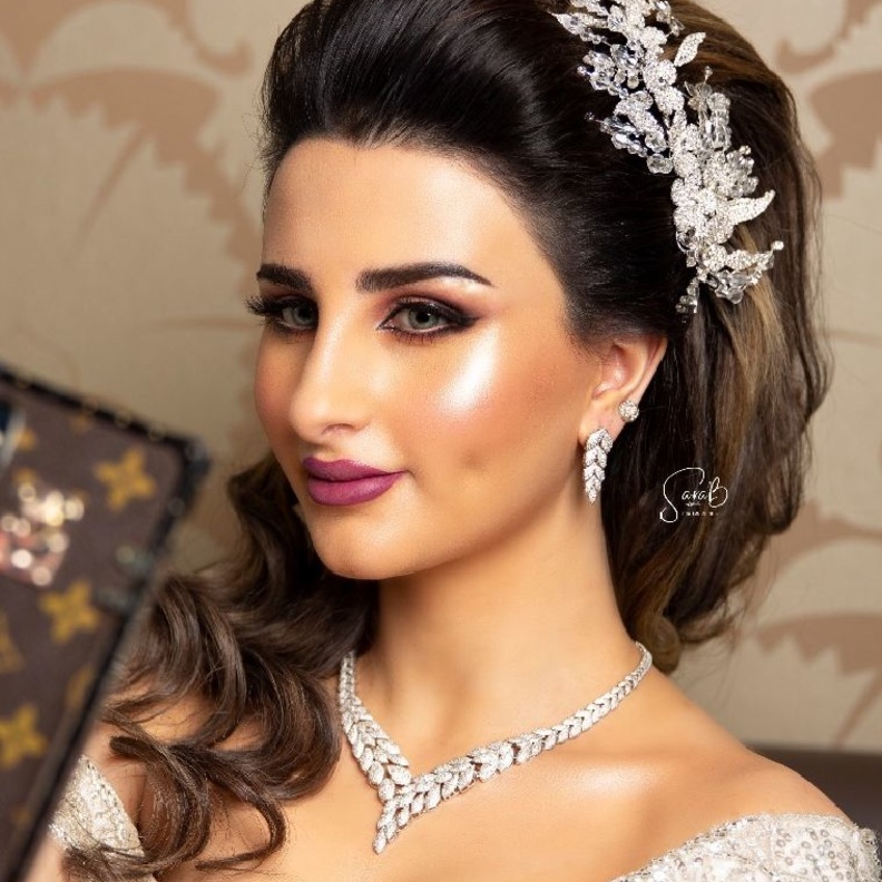 من لقطات العروس بكاميرا المصورة سراب الشهري