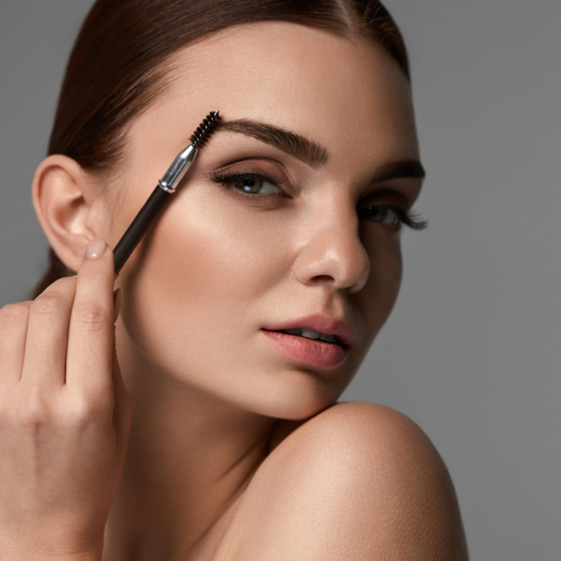 احصلي على أجمل النتائج لحواجبك