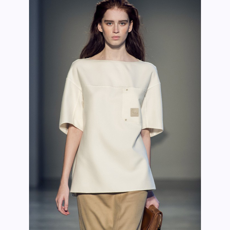 قصّة الـPuncho بالشكل المثلث من Andrew Gn