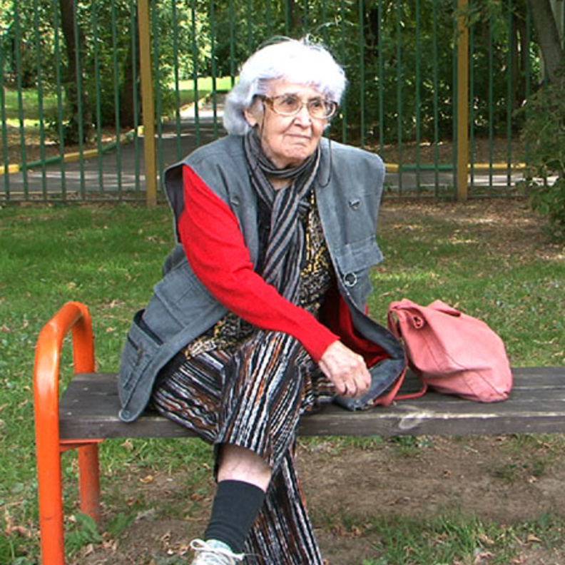 فيلم تأتون من بعيد