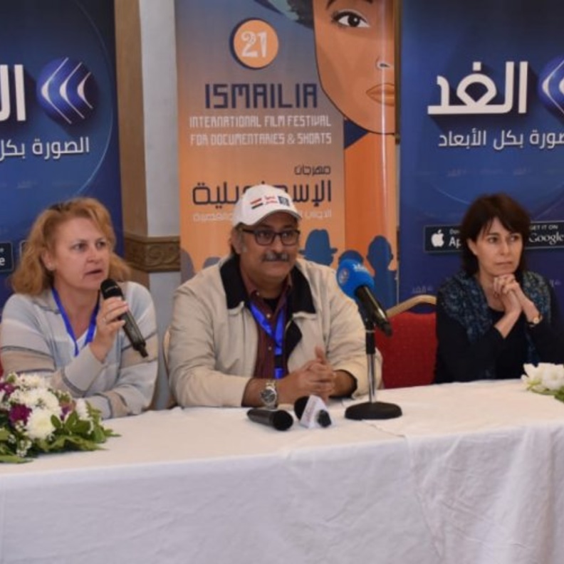 لجنة تحكيم الأفلام الروائية القصيرة والتحريك